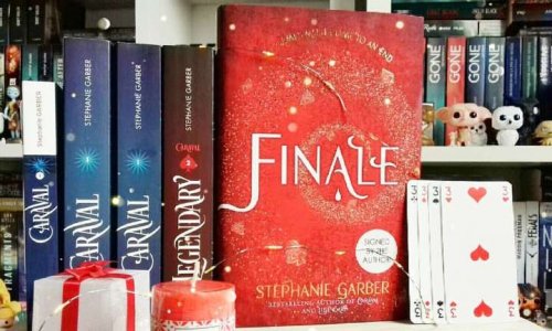 TRADUCTION ET PUBLICATION EN FRANCAIS DU DERNIER TOME DE LA SAGA CARAVAL