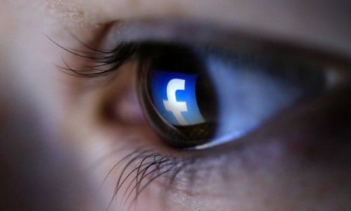 Pour que les mod&eacute;rateurs de Facebook exercent leur m&eacute;tier en France et plus au Maroc