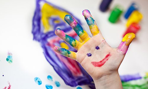 NON A LA FERMETURE D’UNE CLASSE DE MATERNELLE À VEYNES (05)