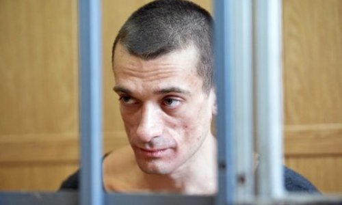 Expulsons Piotr Pavlenski