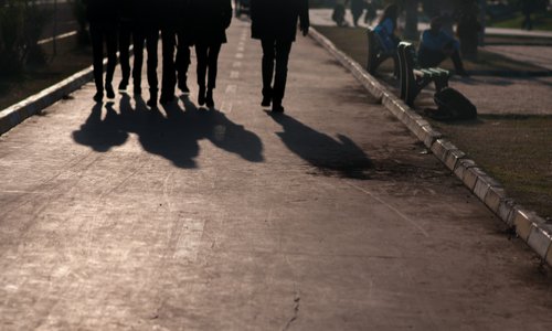 Les voyous font la loi rue Neuve à Baho