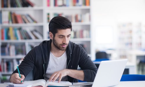 Mise à disposition de suivi des cours et des TD à distance.