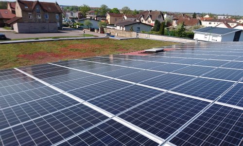 Pour le développement urgent des éoliennes et toutes autres sources d'énergies renouvelables.