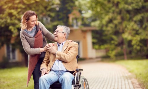 Stop à la fermeture des EHPAD !