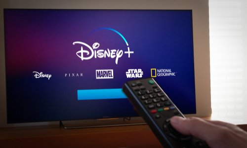 Pour l'avancement du lancement de Disney + en France