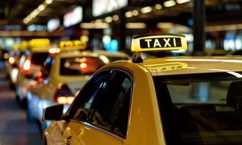 Taxi conventionné. Suspension de l'abattement tarifaire