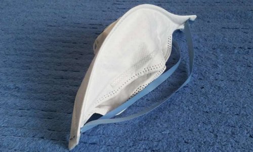 Verbalisation du port de masques FFP2 par la population civile non autorisée.