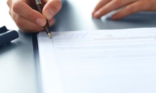 Faire délivrer gratuitement à chacun de vos citoyens une dizaine d'attestations de déplacement dérogatoire