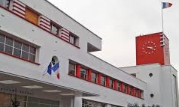 Non à la fermeture de classe, pas de double-niveaux à 26 !