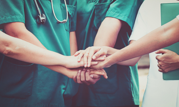 COVID 19, SOUVENIR DES BRAVES, une fois par an, à 20 heures, le moment citoyen du souvenir.