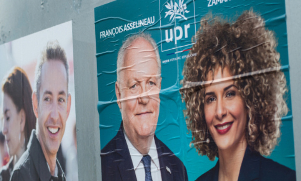 Maintien de François Asselineau comme président