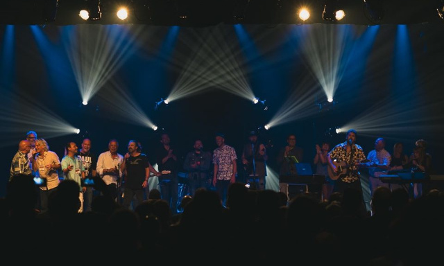 Soutien gouvernemental aux artistes non affiliés