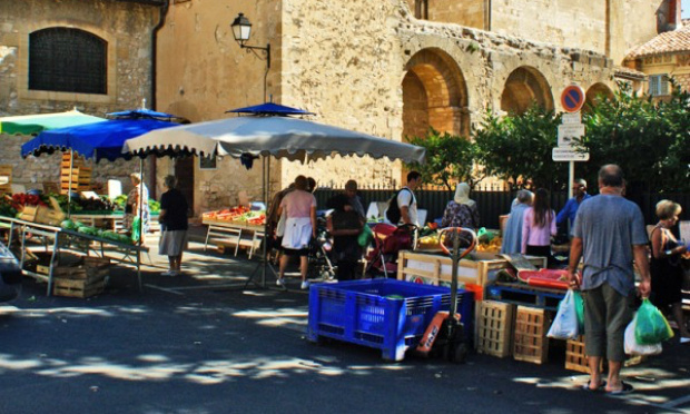 Maintenir les marchés hebdomadaires à Cavaillon (dans les règles sanitaires Covid-19)