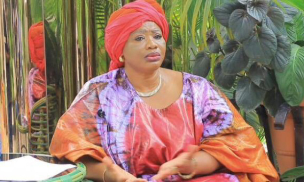 Des excuses publiques pour injures sexistes de Monsieur Alexis Thambwe Mwamba à l’encontre de la Sénatrice Bijoux Goya