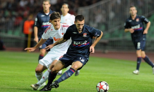 Pour que Monsieur Aulas cesse de réclamer la réouverture du championnat !