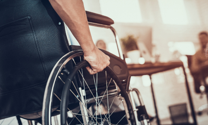 Faire reconnaître la visite aux enfants handicapés comme motif familial impérieux.