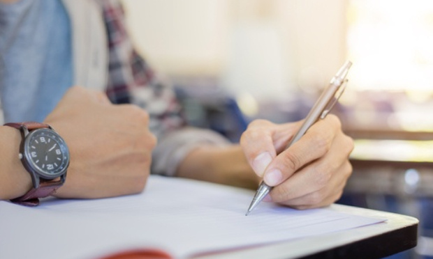 Contre la reprogrammation de l'épreuve (UE201)