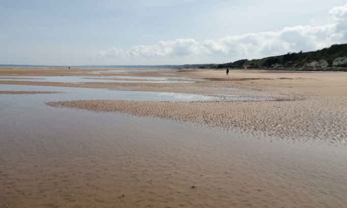 Ouverture des plages naturistes dans la Manche comme dans le sud