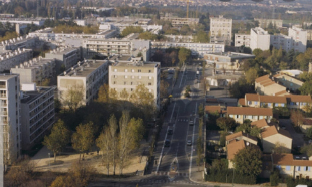 Stop aux bavures policières, notamment dans les quartiers défavorisés