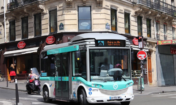 Un retour à Pigalle pour le Montmartrobus