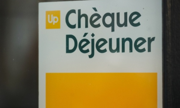 Contre la mise en place de la carte déjeuner
