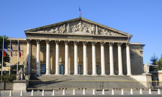 Comment arrêter ce gouvernement qui nous conduit à la ruine