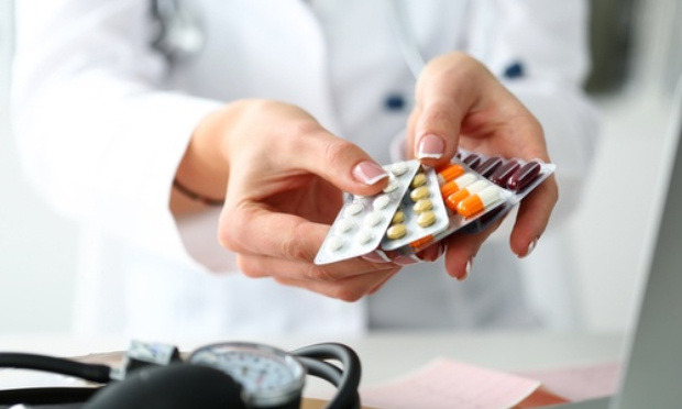 Pour des médicaments au service des patients - pour que de cette PANDEMIE COVID 19, naisse une réflexion approfondie autour du « médicament »