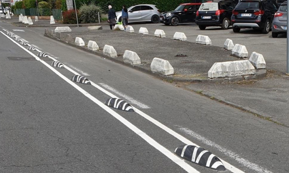 Pour le retrait des équipements de voirie dangereux