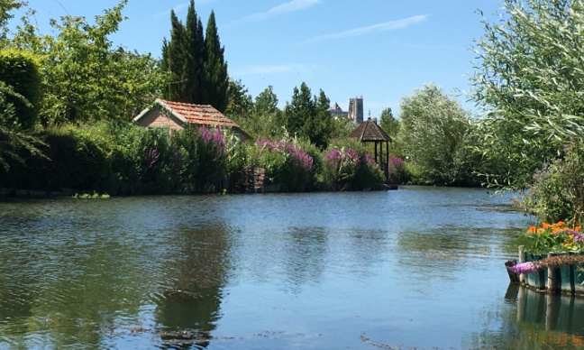 PROTECTION DES MARAIS CLASSES DE BOURGES CONTRE LA POLLUTION DES EAUX ET CONTRE LES VOLS