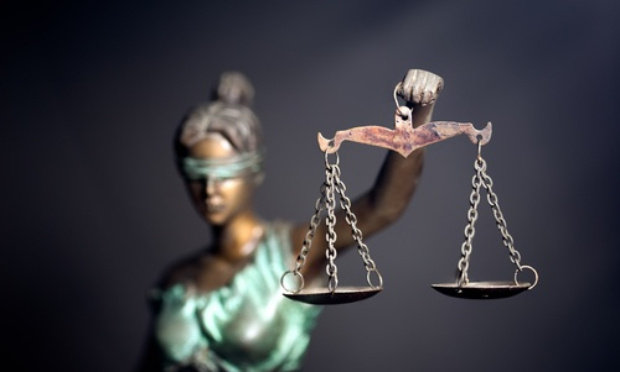 Injustice- Stop ça suffit ! Ne volez plus nos enfants !