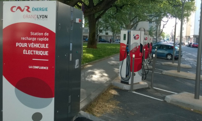 Non à l'augmentation des tarifs des bornes de recharge du CNR