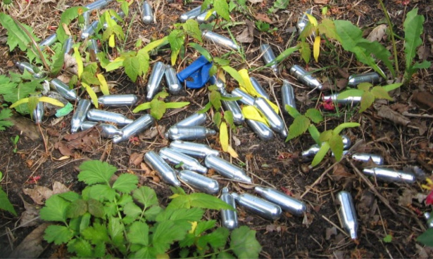 Stop à la vente libre et au protoxyde d'azote dans les lieux publics de Créteil