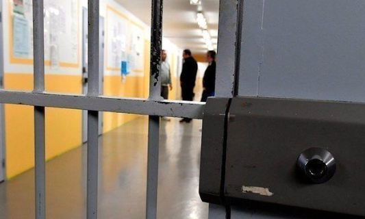 60ème jour de grève de la faim le 17 août 2020 au centre pénitentiaire de Bourg-en-Bresse