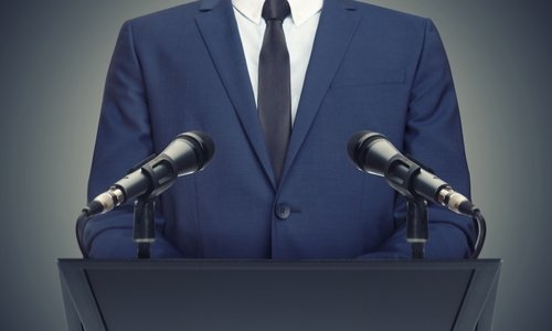 Un peuple qui élit des corrompus est ?