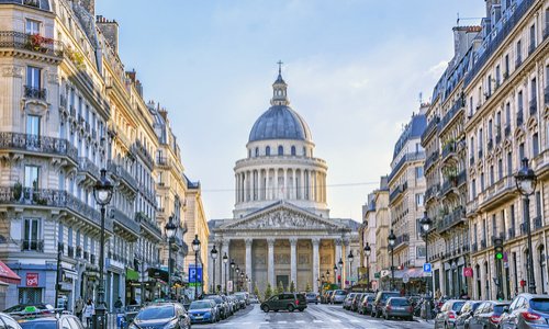 Trouvez-vous normal que des sans-papiers occupent le Panthéon à Paris ?