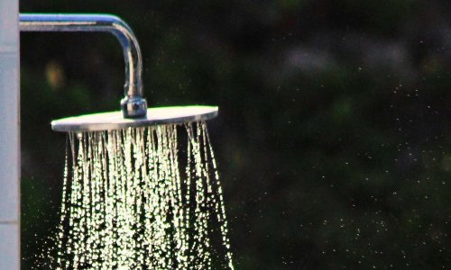 Seriez-vous prêt à vous doucher tous les jours avec de l'eau de pluie récupérée et filtrée?