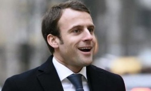 Comprenez-vous Macron quand il dit : « Le port du voile islamique n'est pas mon affaire » ?