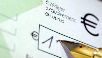 Avez-vous déjà donné une somme d'argent à une association humanitaire ou caritative ?