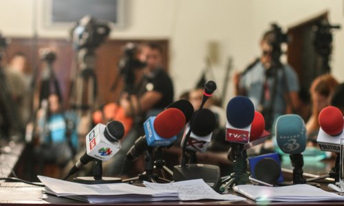 Pensez-vous que le discours du gouvernement sur le confinement est contradictoire ?