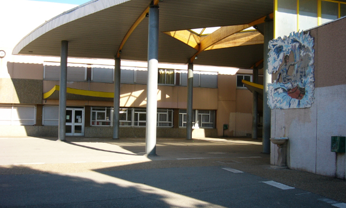 Est-il pour vous scandaleux de faire porter à des adolescents des masques toute la journée de façon obligatoire ?