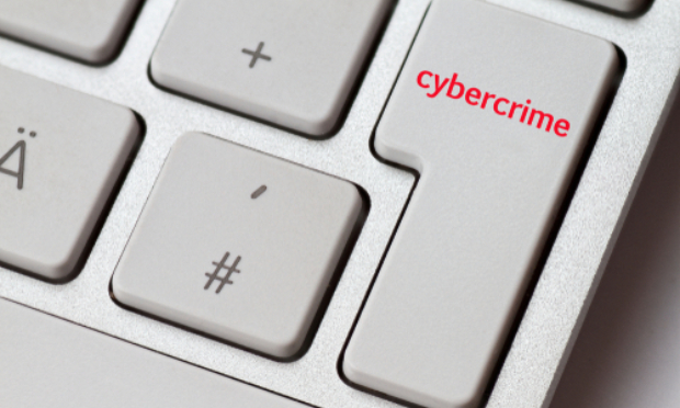 Le visionnage de la pédopornographie par un parent est-elle un problème pour son enfant et/ou les enfants ?