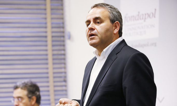 Xavier Bertrand doit-t-il accepter de participer à une primaire à Droite?