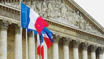 Souhaitez-vous une loi qui sanctionne les politiques qui mentent par l'arrêt immédiat de leurs fonctions ?