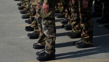 Seriez-vous pour ou contre le retour du service militaire traditionnel ?