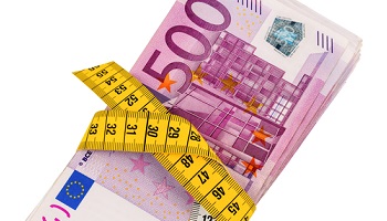 Faut-il revoir à la baisse les indemnités parlementaires ?