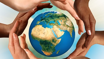 Pensez-vous que les humanitaires devraient aider la France avant d'aider les pays à l'étranger ?