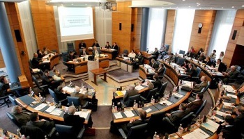 D'après vous, le fait que les compétences des Conseils départementaux ne soient pas encore définies a pour but :