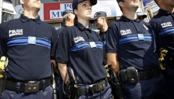 Souhaitez-vous que la police municipale ait aussi le droit d'avoir un pistolet pour se défendre ?