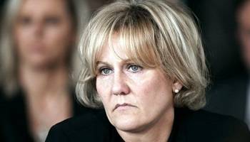Nadine Morano doit-elle quitter la politique ?