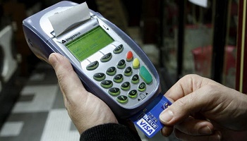 Certaines stations de grande surface obligent le paiement par carte bancaire ?